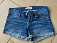 HOLLISTER Shorts Jeansshorts dunkelblau Weite 24 Short Nordrhein-Westfalen - Pulheim Vorschau