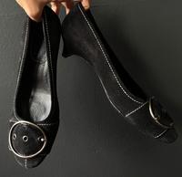 High Fashion Pumps Kitten Heels miu miu mit Schnalle Bayern - Kronach Vorschau