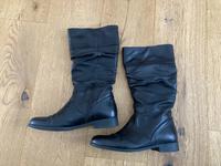 Varese Stiefel 37, kleiner Absatz Kr. Dachau - Pfaffenhofen a. d. Glonn Vorschau