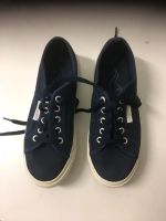 Stoffschuhe, dunkelblaue Schuhe von Kangaroos, Gr 38 Friedrichshain-Kreuzberg - Kreuzberg Vorschau