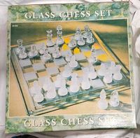 Schach Glas weiß transparent Chess Spiel Nordrhein-Westfalen - Hamm Vorschau