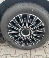 Winterreifen Stahlfelgen inkl. Radkappen Toyota YARIS 185/65R15 Hessen - Hanau Vorschau