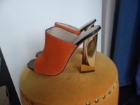 Zara Pantoletten Mules Orange Gold Sandalen Hessen - Seligenstadt Vorschau