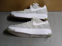 Nike Air Sneaker Schuhe weiß 7,5 42 Baden-Württemberg - Wildberg Vorschau
