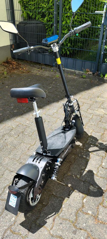 E Scooter Roller 20 kmh Street 20 eflux in Ettlingen