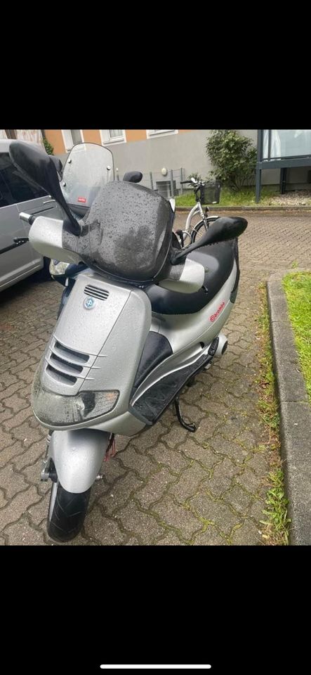 Vendo Piaggio 125 km 33,000 in Ludwigshafen