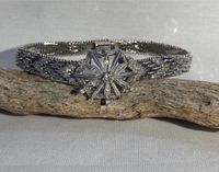 Armband * 18 K Weißgold * 25 Diamanten 0,39 ct * 35,5g Nordrhein-Westfalen - Dinslaken Vorschau