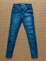 Levi’s 710 Super Skinny blau Gr. 27 Frankfurt am Main - Westend Vorschau