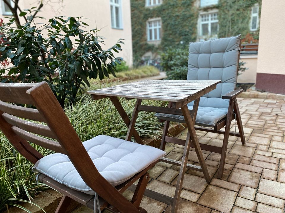 Gartenmöbel | Tisch | 2 Stühle | klappbar | IKEA in Berlin