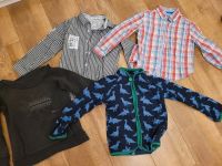 4er Bekleidungset Hemden/Fleecejacke/Pullover Nordrhein-Westfalen - Bergisch Gladbach Vorschau