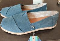Schuhe Marke TOMS Gr. 38/39 neu mit Etikett Leipzig - Knautkleeberg-Knauthain Vorschau