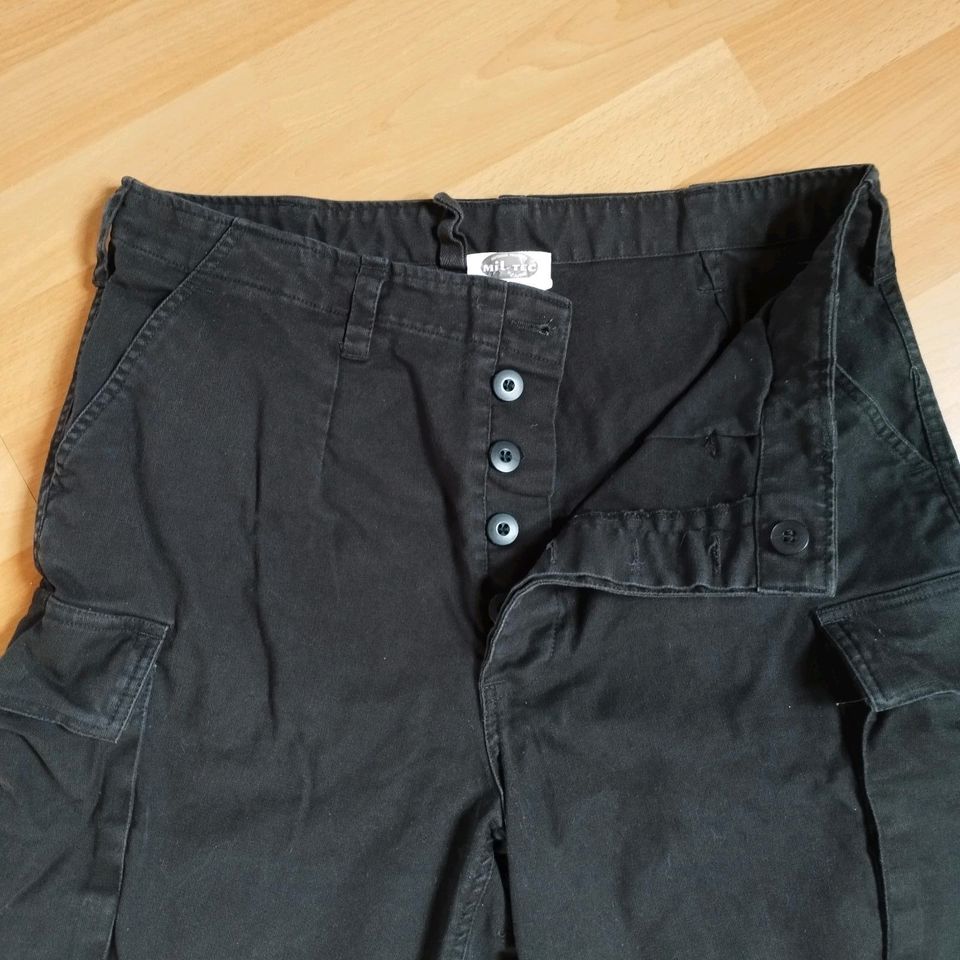 MIL-TEC Bermuda Shorts L in Griesstätt