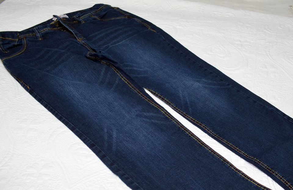 Jeans 44 von Sheego Style LANA Kontrastnähte mit Stretchanteil in Erkelenz