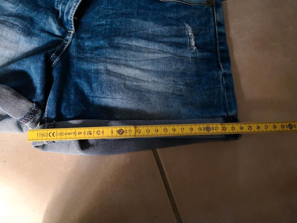 WIE NEU S. Oliver Kurze Hose/Hotpants Größe 164/176 in Vechta