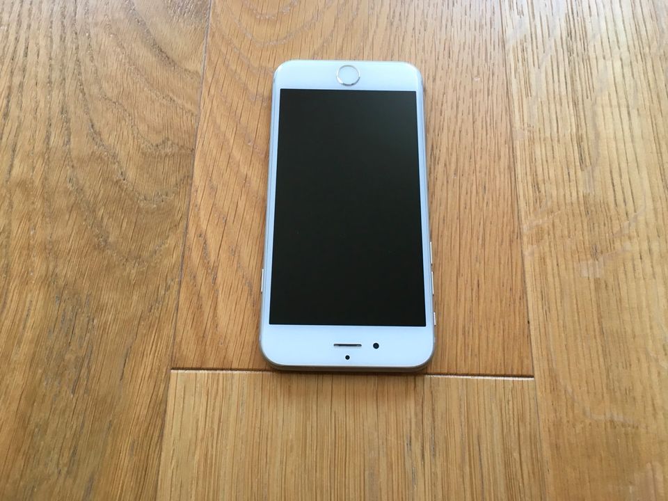 Apple iPhone 6 16 GB Silver / Silber inkl. OVP in Neufraunhofen