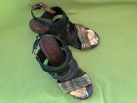 A.S.98 Airstep Sandalen schwarz / gold, Keil-Absatz Hessen - Fronhausen Vorschau