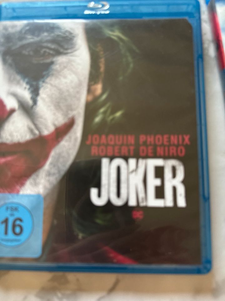 Zwei Blurays Joker und Spiderman in Wipperfürth