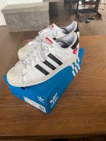 Adidas Superstar Sneaker weiß white Limited 44 9.5 Niedersachsen - Garbsen Vorschau