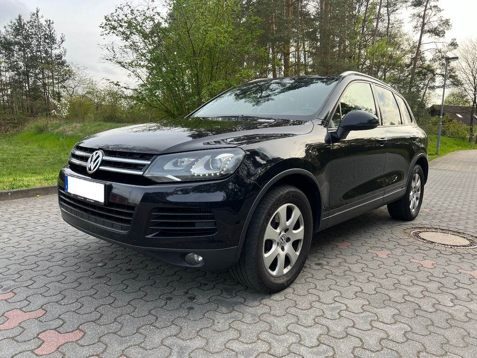 Touareg V6 TDI BMT AHK, LEDER, LUFTF. in Celle