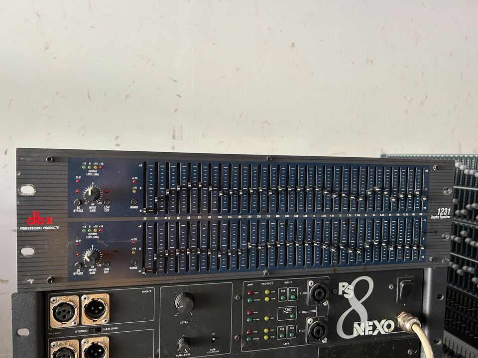 DBX 1231 Equalizer in Burbach