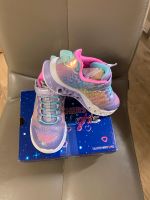 SKECHERS Mädchen Gr. 31 Heart Lights Rainbow Lux sneakers Hessen - Niestetal Vorschau