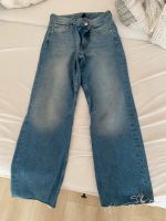 H&M mom jeans straight geschnitten Duisburg - Neumühl Vorschau