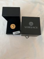 Versace Herren Ring - Größe 19 Rechnung vorhanden München - Schwanthalerhöhe Vorschau