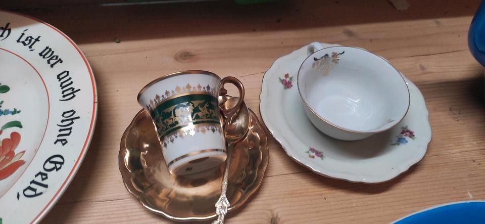 Porzellan alt Einzelteile Vintage Service  Schüssel Teller in Neunkirchen