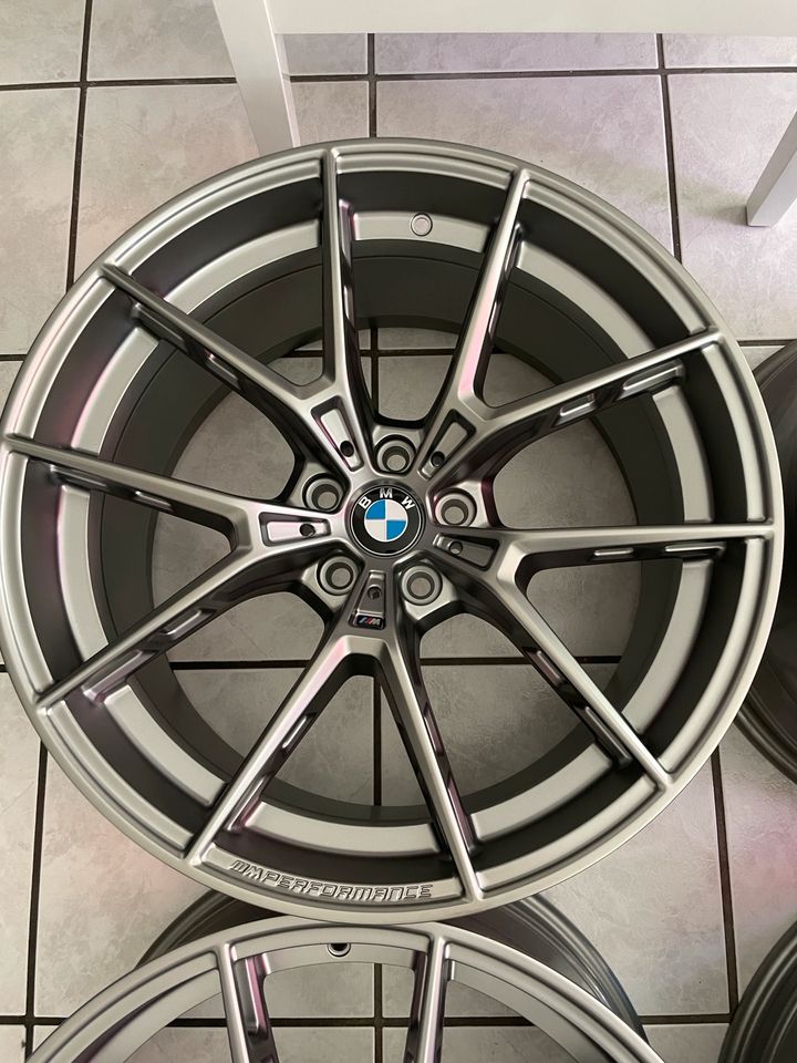 Original Bmw M Performance Felgen Schmiede 20-Zoll M5 M8 neu in München