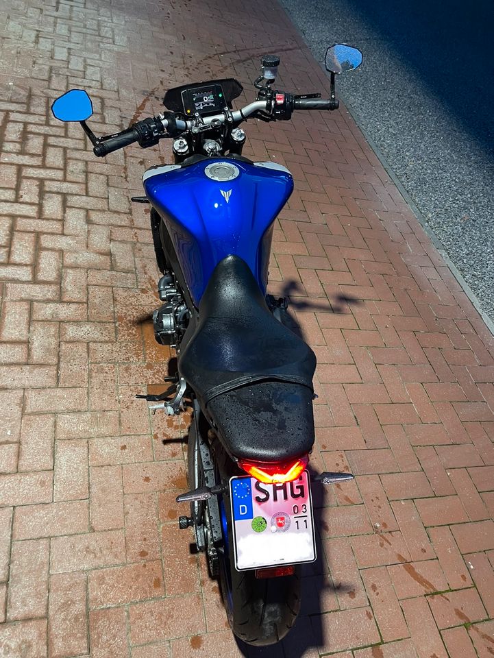 Yamaha MT09 Naked Bike Motorrad in Stadthagen