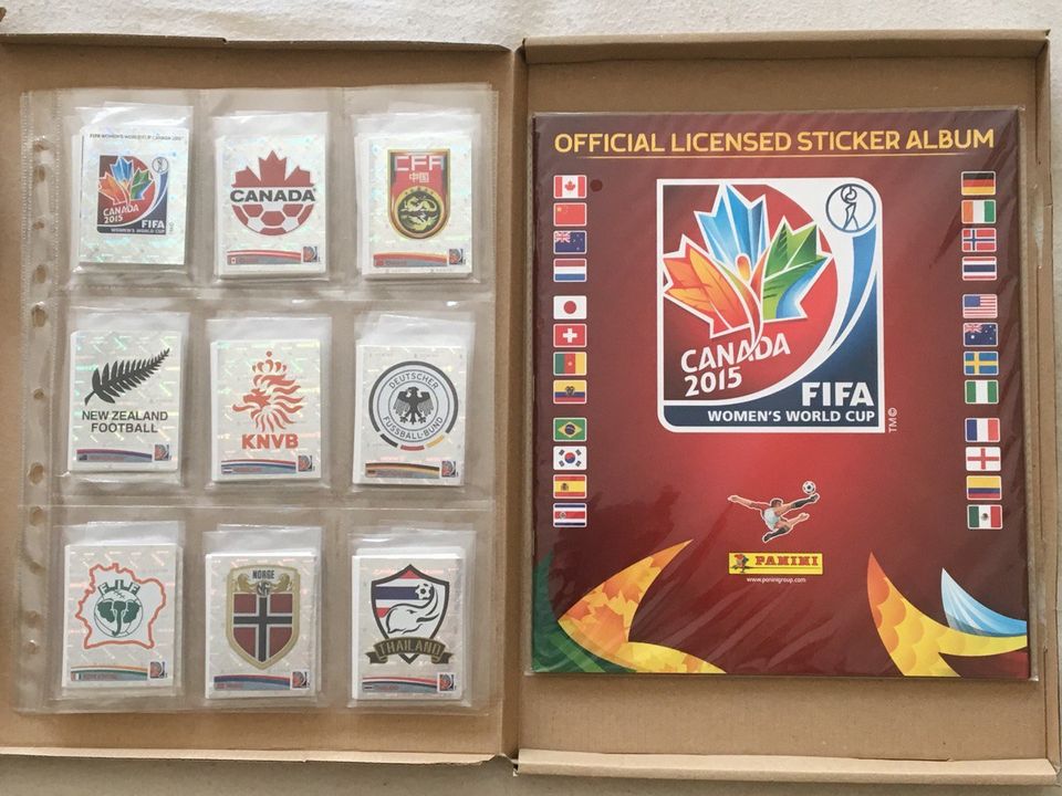 Panini Frauen WM 2015 Stickersatz und leeres Album in Osnabrück