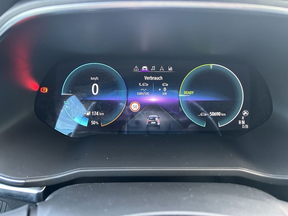 Renault ZOE INTENS R135 Z.E. 50 Batteriemiete NAVI+KLIMA in Rendsburg