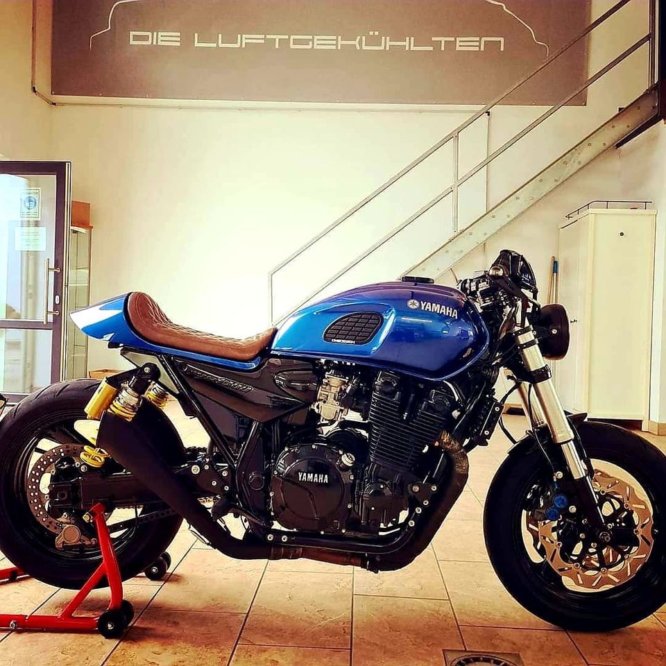 Yamaha XJR 1300 Café Racer in Erfde