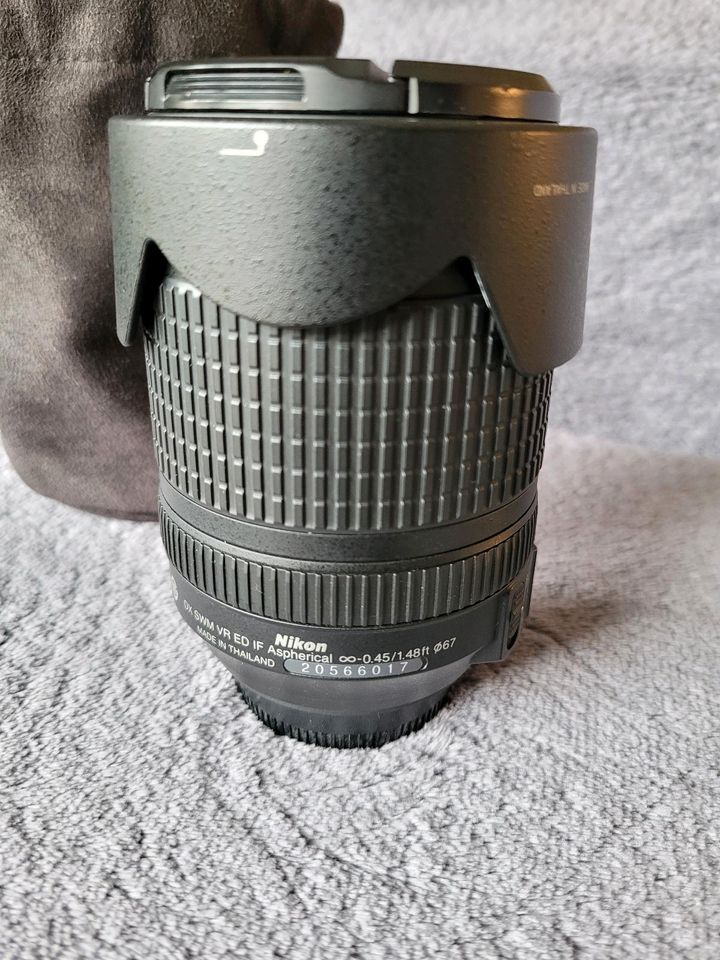 Nikon DX VR AF-S Nikkor 18-140mm 1:3,5-5,6 G ED Objektiv in Sereetz