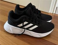 Adidas, Sneaker, Sportschuhe, 40, Neu Nordrhein-Westfalen - Menden Vorschau