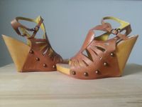 True Religion Sandaletten Wedges Keilabsatz Leder Echtleder Gr.39 Niedersachsen - Haste Vorschau