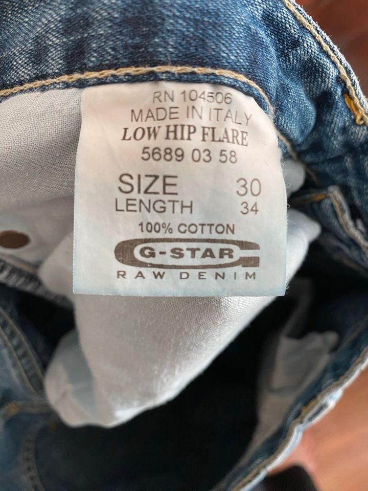G-Star Low Hip Flare W30L34 Damenjeans Flare Bootcut Jeans in Hamburg