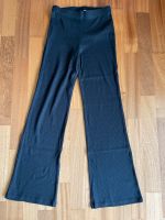 H&M ausgestellte gerippte Jerseyleggings, Gr, 146, neu m. Et. Rheinland-Pfalz - Leubsdorf Rhein Vorschau