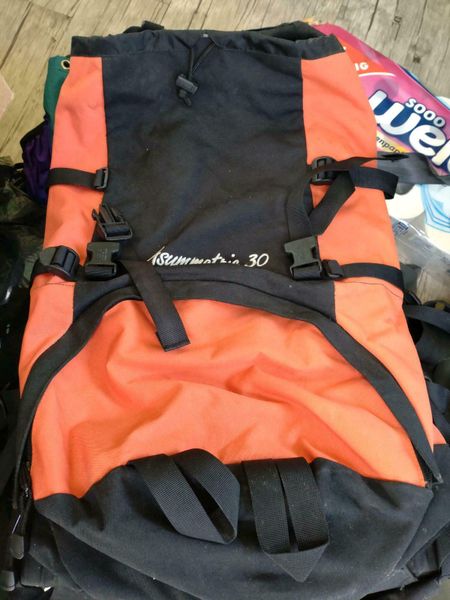 VAUDE Asymmetric 30 Rucksack backpack in Bayern - Seeg | eBay Kleinanzeigen  ist jetzt Kleinanzeigen