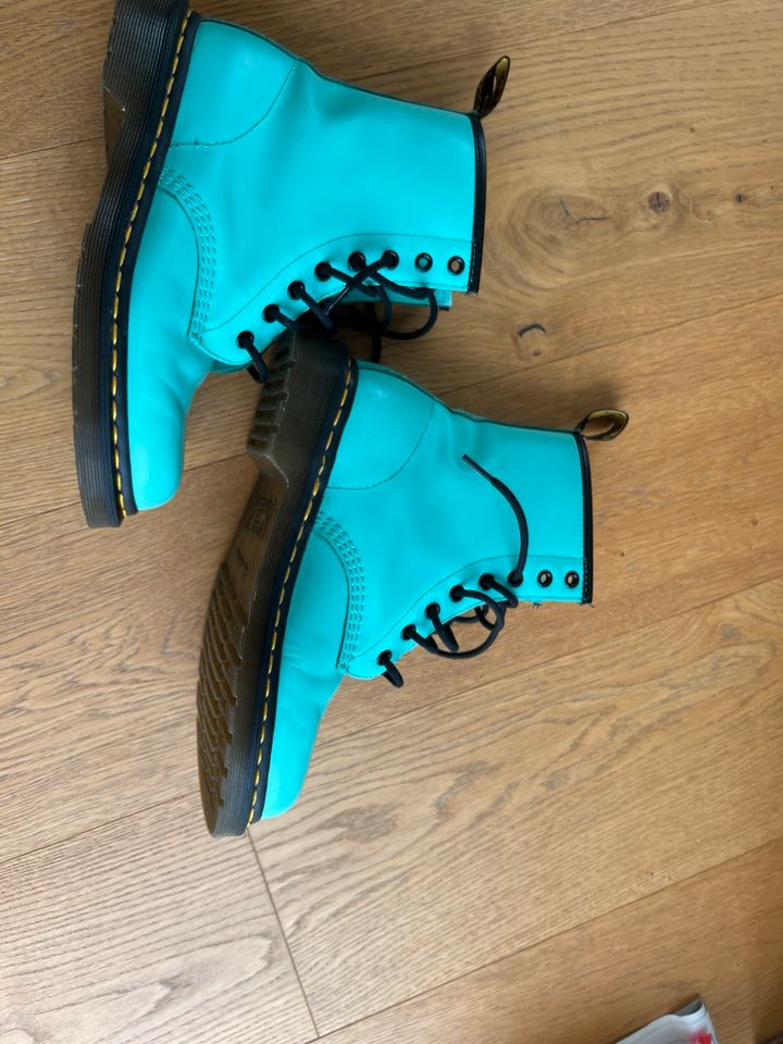 Dr. Martens Docs 1460 Größe 38 Türkis mint wie neu keine Pascal in Hilchenbach