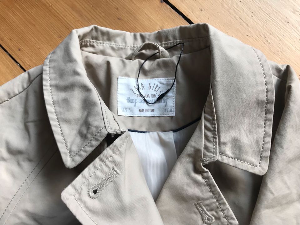 Zara Mädchen Trenchcoat Gr. 110 cm NEU in Bonn