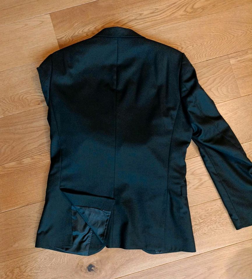 Herren Anzug schwarz Gr. 48 Hose umgenäht in Essen