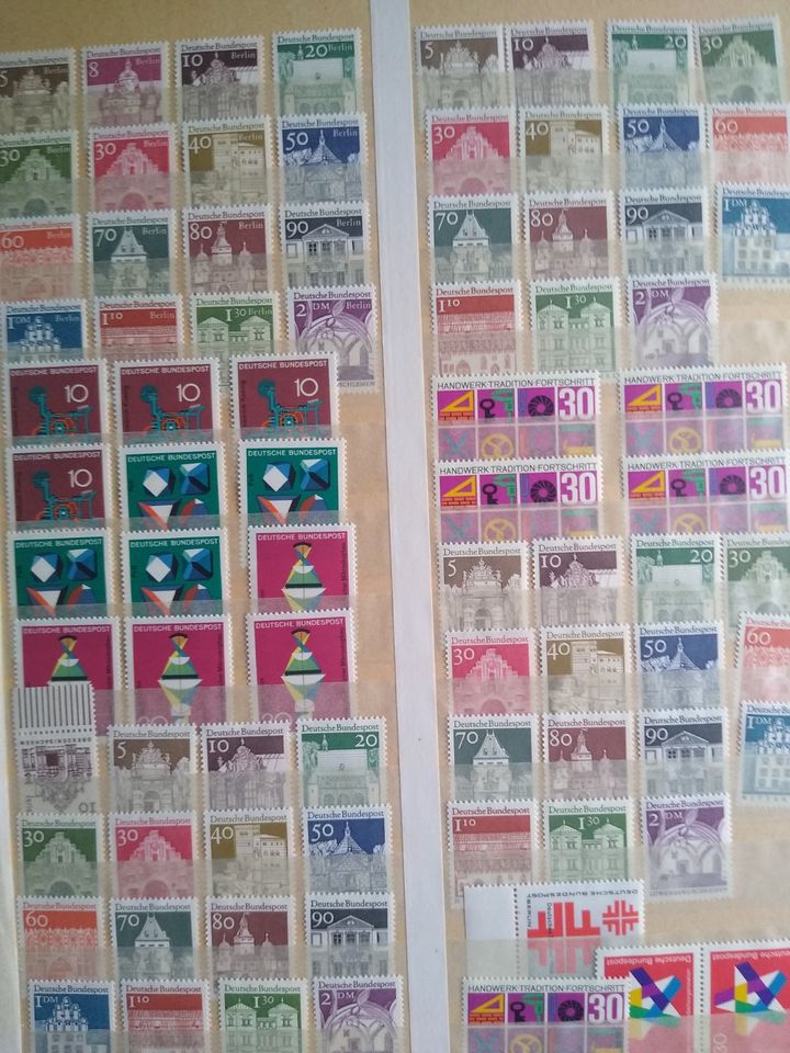 !!! BUND/BERLIN Briefmarkenalbum 15 Seiten - pro Seite 0,80 Euro in Berlin