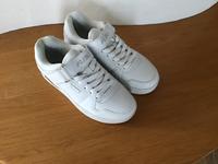 Sneaker Gr.38. FUBU. Wie neu. Versand möglich +5,49€ Bayern - Grafenwöhr Vorschau