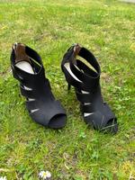 Karen Millen High Heels / Hohe Schuhe Neopren, Gr. 39 wie neu Berlin - Wannsee Vorschau