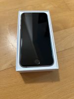 IPhone 6S 64 GB - grau inkl. 3 Hüllen Stuttgart - Vaihingen Vorschau