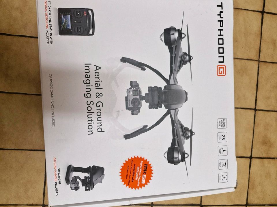 Drohne Typoon G in Wabern