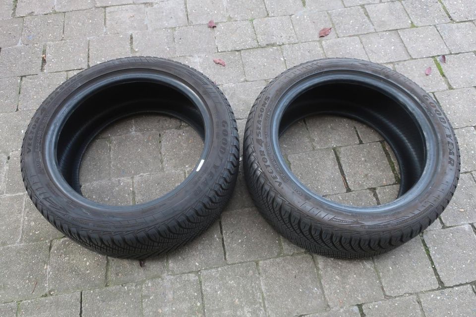 2x Allwetter Reifen Goodyear Vector 4 Seasons 215/45 R16 | 90V in Koblenz