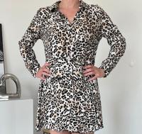 Sommerkleid shirtkleid kleid coctailkleid gr 38-40 Kr. Dachau - Markt Indersdorf Vorschau
