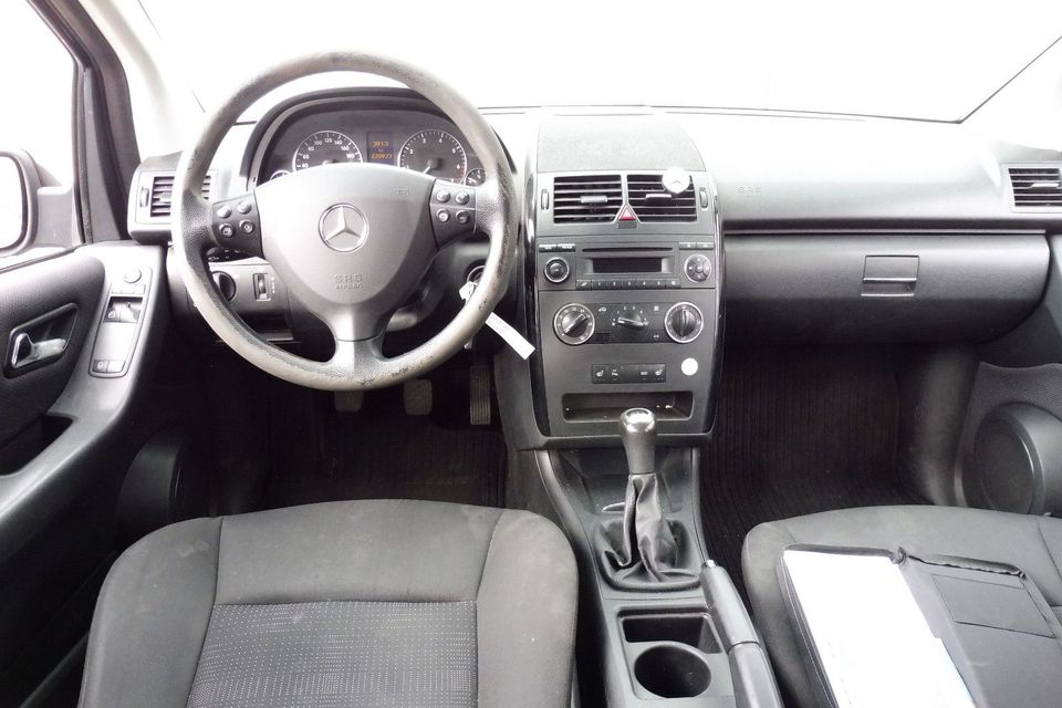 Mercedes-Benz A 160 BlueEFFICIENCY in Neitersen